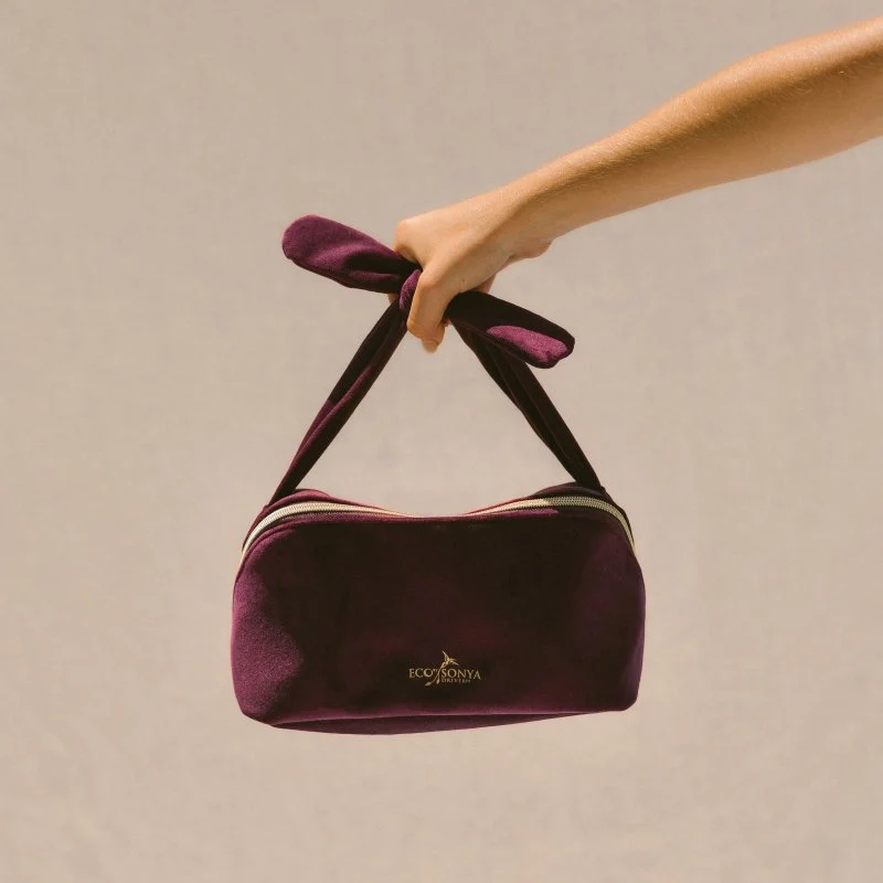 Bow Travel Bag - Image 4
